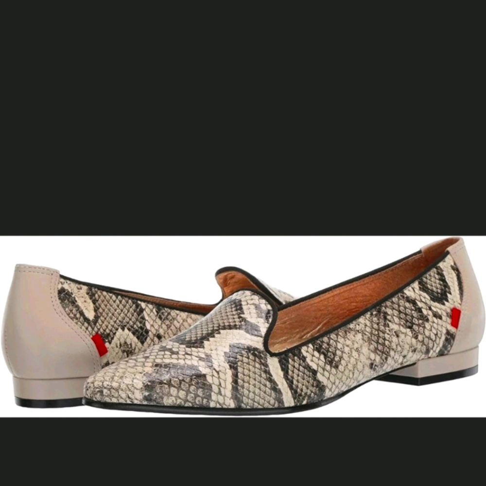 New Women's Leather Luxury Flat loafer size 5
